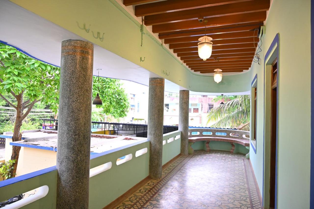 Les Boganveillea Heritage Guest House Auroville Eksteriør bilde