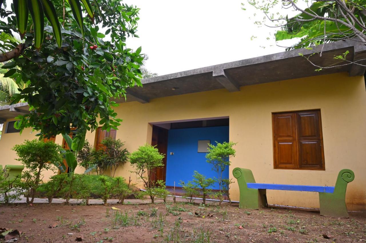 Les Boganveillea Heritage Guest House Auroville Eksteriør bilde