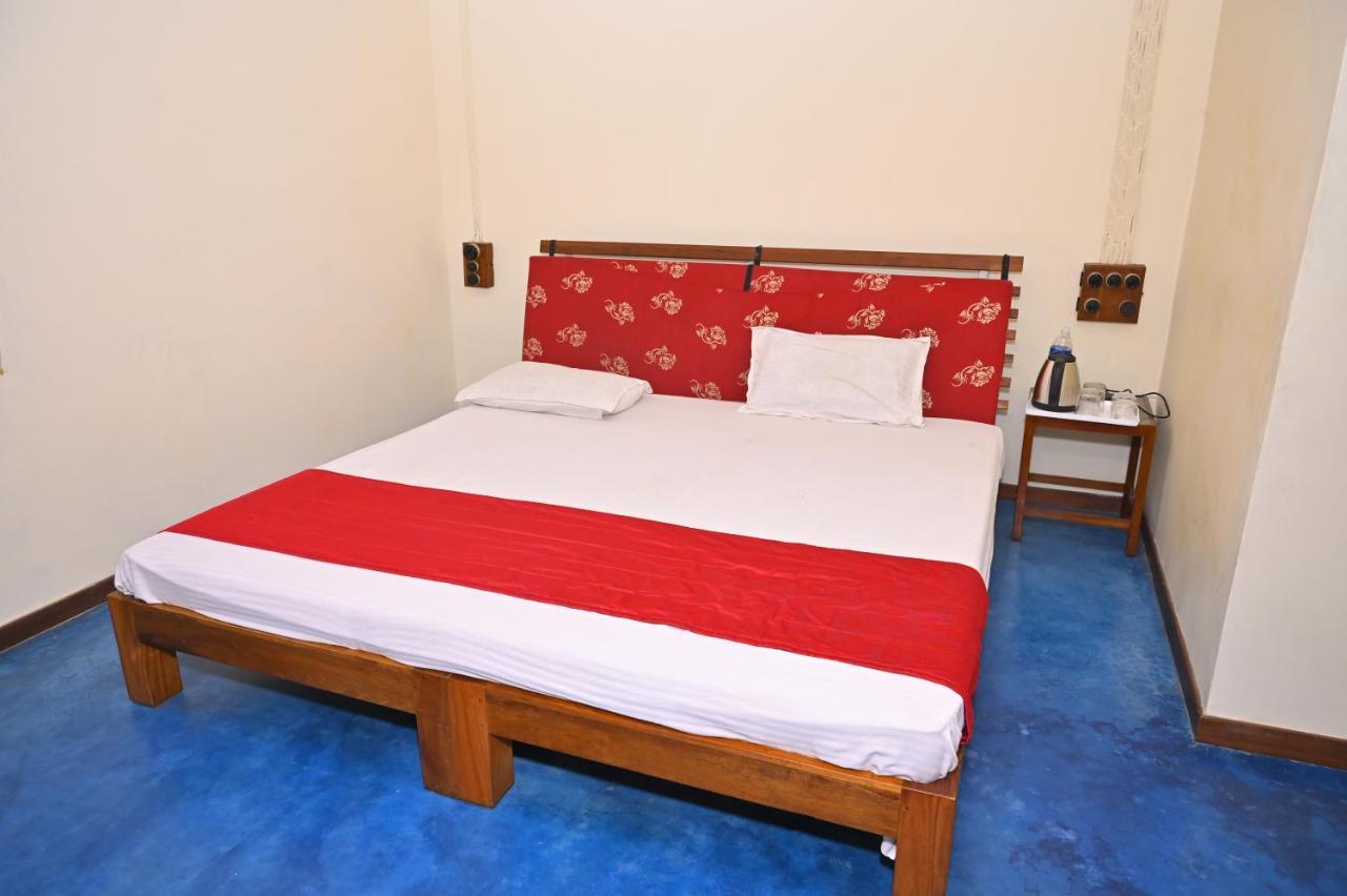 Les Boganveillea Heritage Guest House Auroville Eksteriør bilde