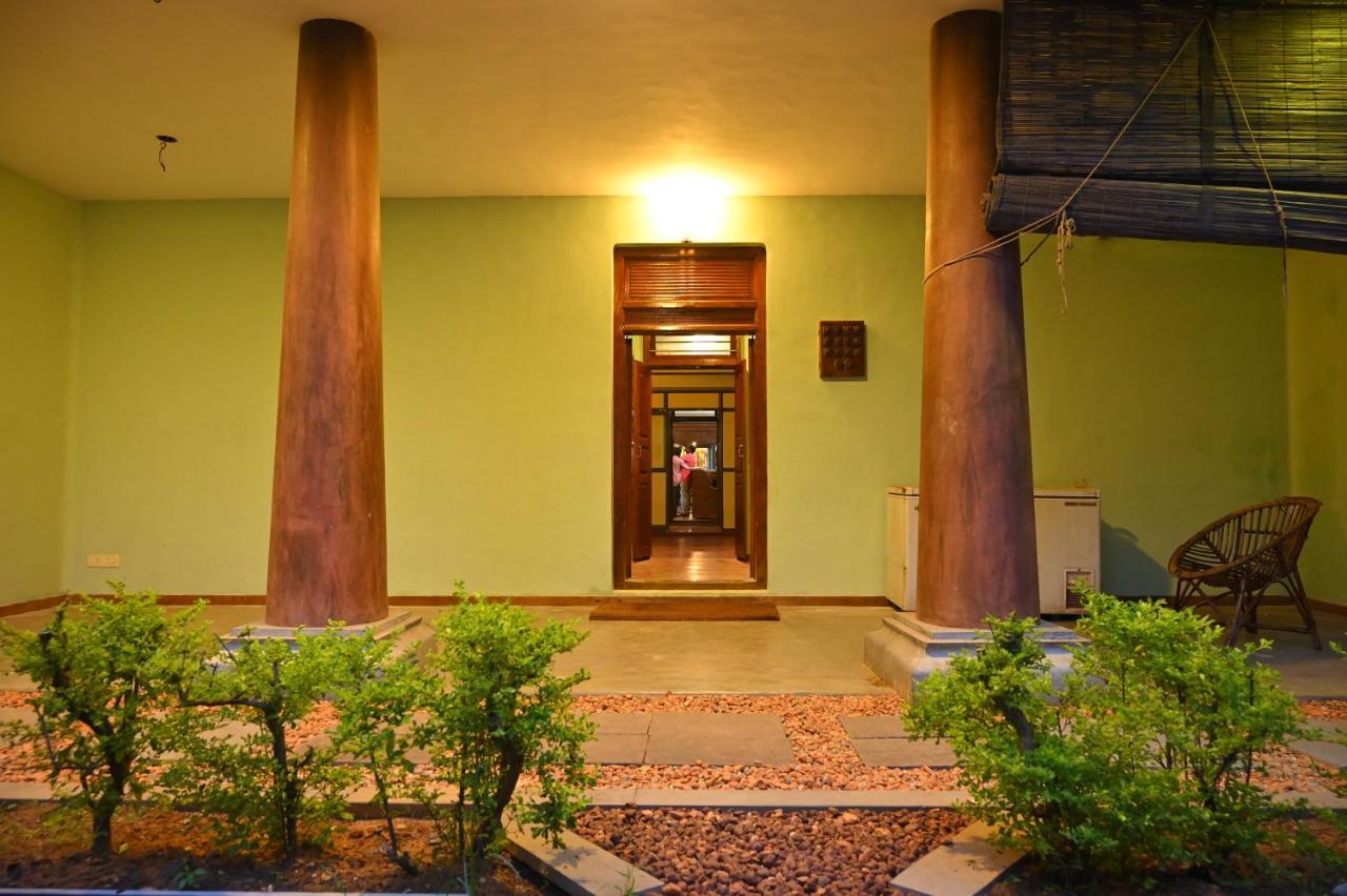 Les Boganveillea Heritage Guest House Auroville Eksteriør bilde